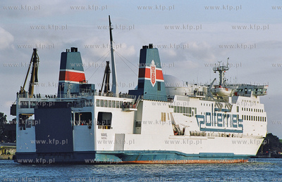 Polferries. Prom Wawel. 07.2005 fot. Piotr. B. Starenczak...