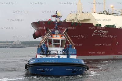 Metanowiec Al Nuaman z katarskim LNG wplynal do Gazoportu...