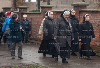 Dzień Wszystkich Świętych. Cmentarz w Starogardzie...