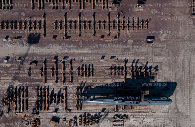 Stocznia Marynarki Wojennej. NZ budowa lodzi podwodnej....