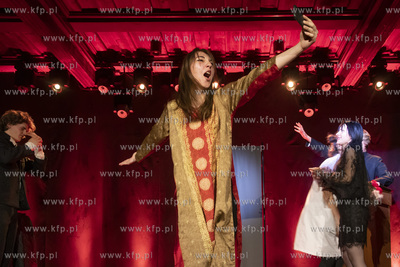 Spektakl " Mąż zmarł, ale już mu lepiej" w wykonaniu...