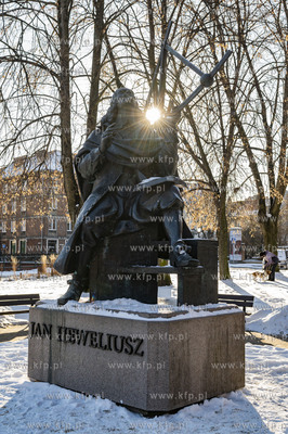 Gdańsk. Plac Heweliusza w zimowej, słonecznej aurze....