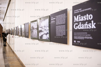 Wystawa zdjęć Miasta Gdańska Zbigniewa i Macieja...