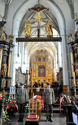 Gdansk. Kosciol sw. Mikolaja. Msza zalobna za posla...