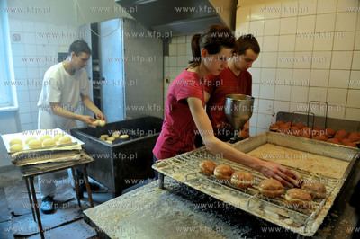 Tlusty czwartek w Cukierni Muszelka w Gdansku na ul....