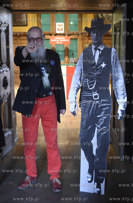 Ratusz Staromiejski. Nadbałtyckie Centrum Kultury.Portret...