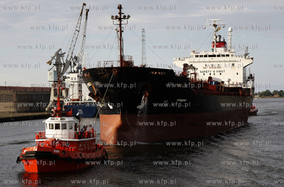 Gdansk. Port gdanski.
25.06.2010
fot. Krzysztof Mystkowski...