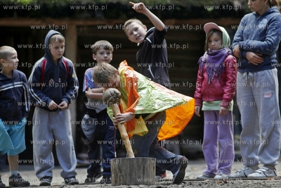Swieto Plonow na sopockim Grodzisku. Na zdjeciach czesc...