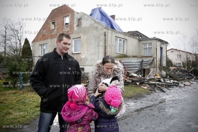 Dorota Kloc z mężem Marcinem i córkami 5-letnią...