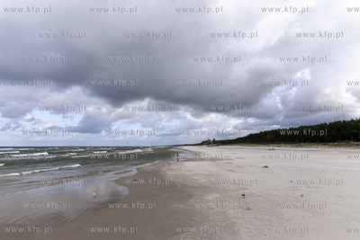 Jesienna plaża w Łebie. 30.09.2023 fot. Paweł Marcinko...