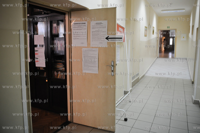 Gdansk. Obwodowa Komisja Wyborcza nr 58 w Szpitalu...