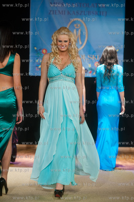 Gminny Dom Kultury w Pierwoszynie. Gala Finalowa Miss...