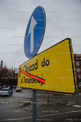 Gdansk. Przygotwania do zmian organizacji ruchu, polegajacych...