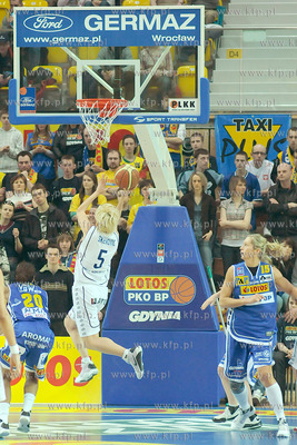 Hala Sportowo - Widowiskowa w Gdyni. Polfinal Mistrzostw...