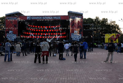 Gdansk. Plac zebran Ludowych. Scena letnia. Koncert...
