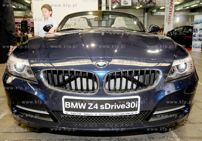 Trojmiejskie Targi Motoryzacyjne w hali wystawienniczej...