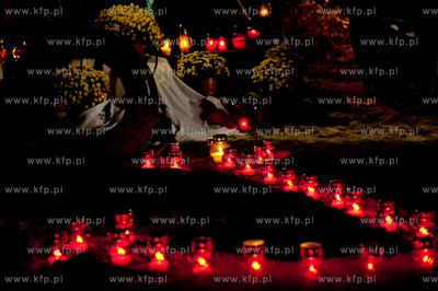 Sopot. Przystan rybacka. Zaduszki Morskie. Msza, modlitwa...