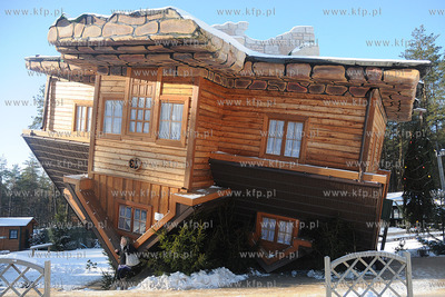 Centrum Edukacji Promocji Regionu w Szymbarku. Jedna...