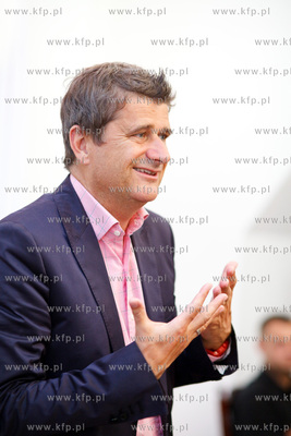 Bytow. Janusz Palikot spotkal sie z mieszkancami miasta....