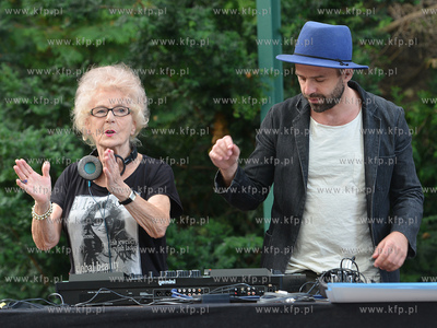 Sopot. Międzypokoleniowa potańcówka w Operze Leśnej....