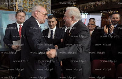 70 urodziny Lecha Walesy. Uroczysta gala wreczenia...