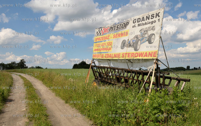 MIejscowość Rybaki niedaleko Wieżycy na Kaszubach,...