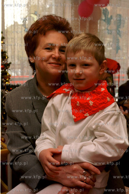 Danuta Walesowa z wnukiem Michalem ( syn Sławka i...