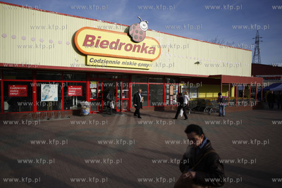 Dyskont spozywczy Biedronka na gdanskiej Zaspie.
27.03.2012
fot....