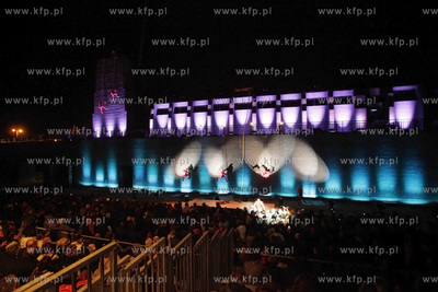 Pierwsze Publiczne Otwarcie Dachu Teatru Szekspirowskiego...