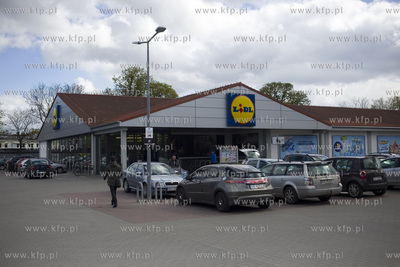 Slep Lidl przy ul. Marynarki Polskiej.
30.04.2017
fot....