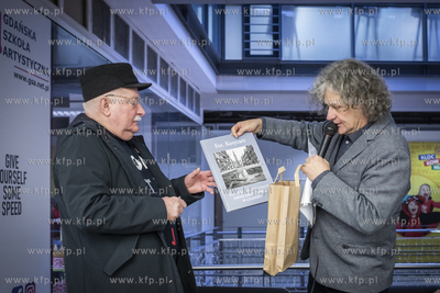 Centrum Handlowe Manhattan. Promocja albumu Fot. Kosycarz...