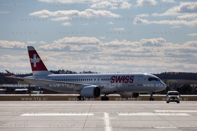 Gdańsk, Port Lotniczy im. Lecha Wałęsy.  Uroczyste...