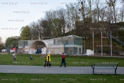 Gdynia, Pl. Grunwaldzki. Modernizacja i rozbudowa muszli...
