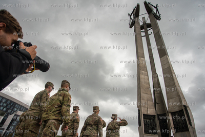 Stocznia Gdańska. Uroczystości z okazji 41. rocznicy...