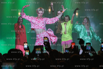 Gdańsk, ul. Elektryków - B90. Queer Carnival. Nz....