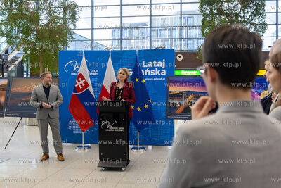 Port Lotniczy Gdańsk. Wystawa fotograficzna pod tytułem...