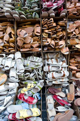 Gdansk. Jarmark Dominikanski. Stoisko z kapciami. 
04.08.2011
fot....