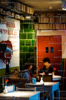 Sopot. Restauracja, bar Spoldzielnia Literacka
09.08.2011
fot....