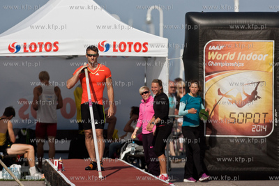 Sopot. 26 edycja turnieju Tyczka na Molo.
30.05.2013
fot....