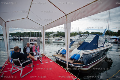 Przystan jachtowa Marina Gdynia. VIII Targi i Festiwal...