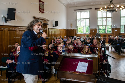 Gdansk. Oliwa. V Liceum Ogolnoksztalcace. Sesja Rady...