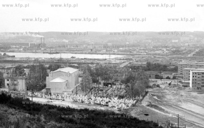 Gdynia Obluze widok na port, stocznie i teren przyszlej...