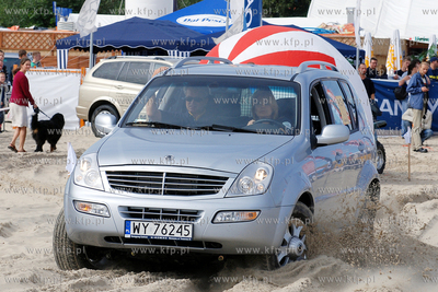 Ssang Yong Cup - wyscigi samochodow firmy Ssang Yong...