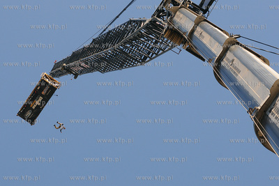 Mlode Miasto w Gdansku. Zawody Diverse Crane Boogie...