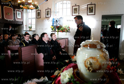 Slowienska kolo Swidwina. Plan filmu Swieta krowa w...