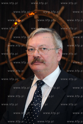 Nawet na 500 mln zl szacuje sie wartosc spolki Dalmor,...