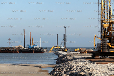 Budowa gazoportu w Swinoujsciu. 
02.10.2010
Fot....