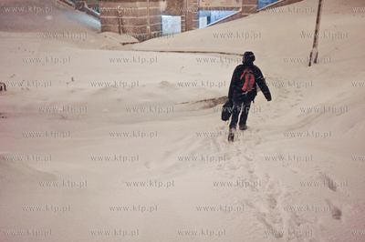Nastepny atak zimy na Gdansk nastapil poznym wieczorem....
