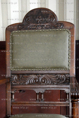 Fotel, ktory nalezal najprawdopodobniej do slynnej...