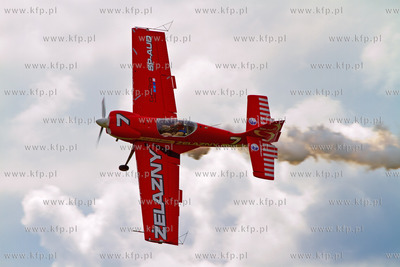 Festyn lotniczy z okazji 100-lecia lotnictwa w Elblagu....